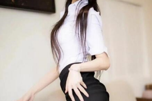 精油按摩下腹部-精油按摩舒缓下腹不适
